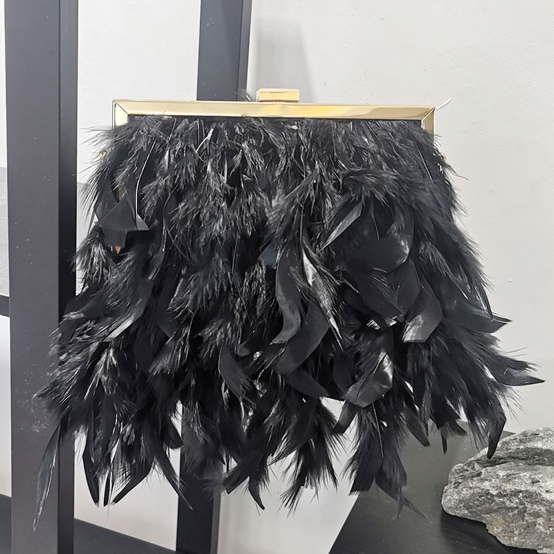 Luxy Moon Feather Handbag Wome - đánh giá và giá Luxury Bags White