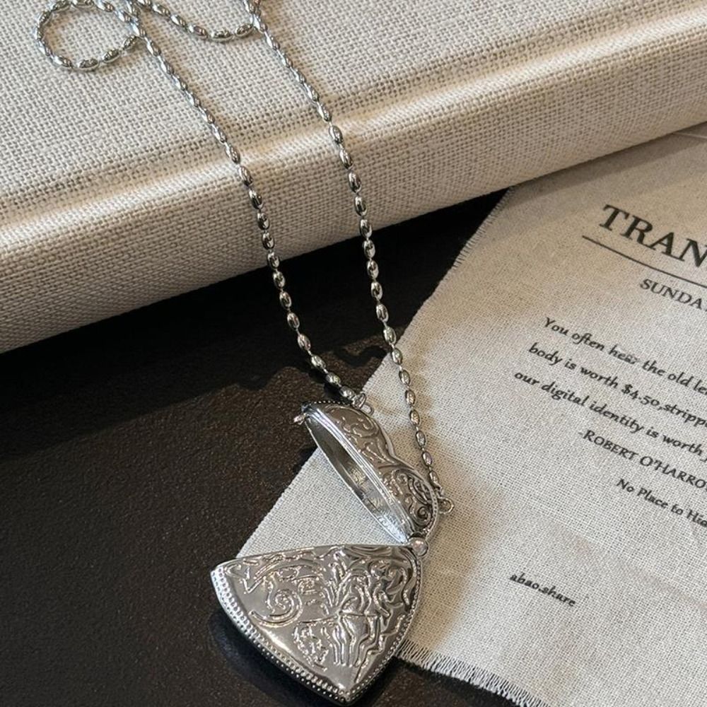 Openable Heart Locket Necklace - đánh giá và giá Luxury Bags Photos