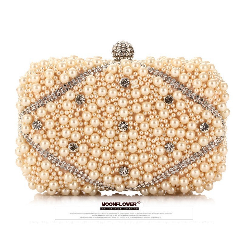Luxury Crystals Beaded Pearl E - đánh giá và giá Luxury Bags White