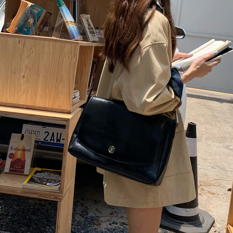 CGCBAG Vintage Lage Capacity M - đánh giá và giá Discount Luxury Bags