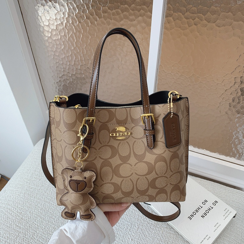 Elegant Monogram Tote Bag in C - đánh giá và giá Tote Bag Leather Monogram